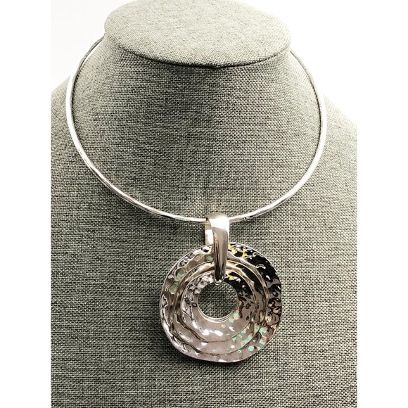 Choker Slider Silver Tone Disc Necklace - Picture 2 of 5